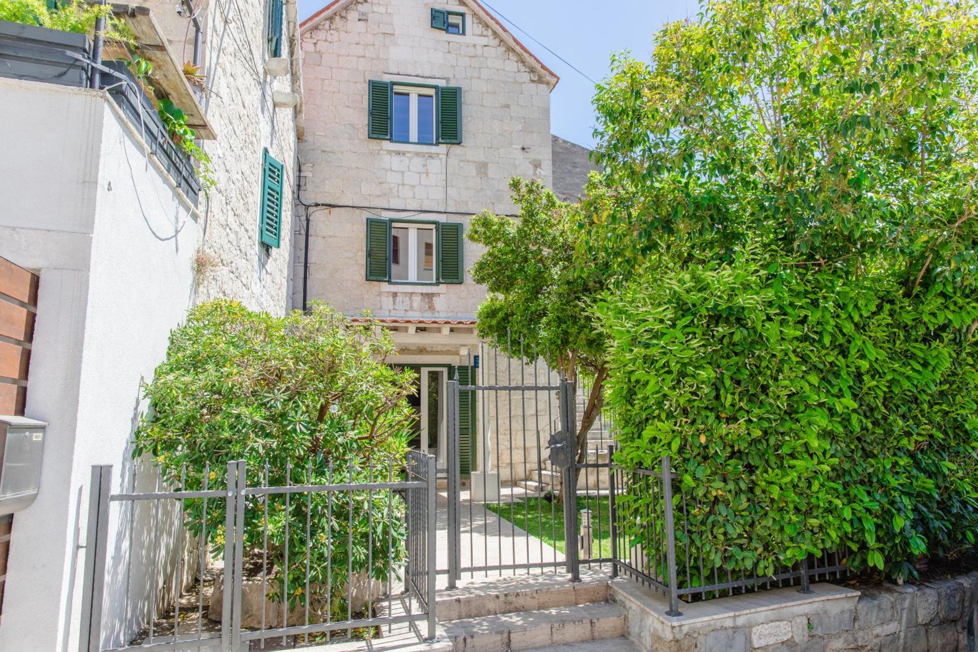 Jes Old Town Studio Apartment Split Ngoại thất bức ảnh